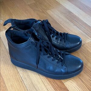 Fitflop Women's Sleek Black Sneakers